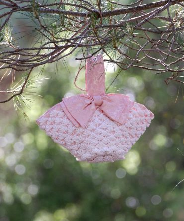 Blush Bow Lace Textured Handbag