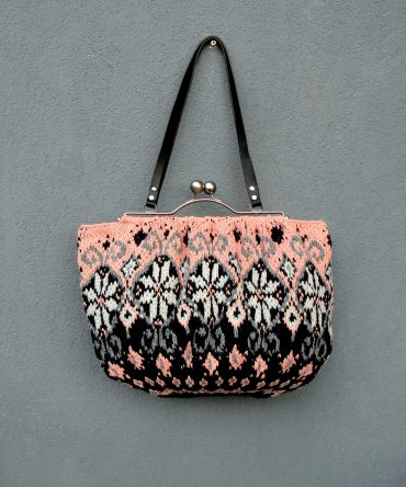Blush Charcoal Knit Frame Tote Bag